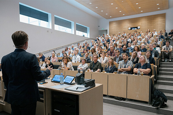 levo-center-konference-600x400